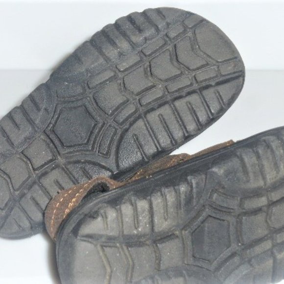 SHO1 - Oshkosh BOYS SANDALS Size 9M Leather Shoes Leather Sandals Kids Sandals - Picture 4 of 8